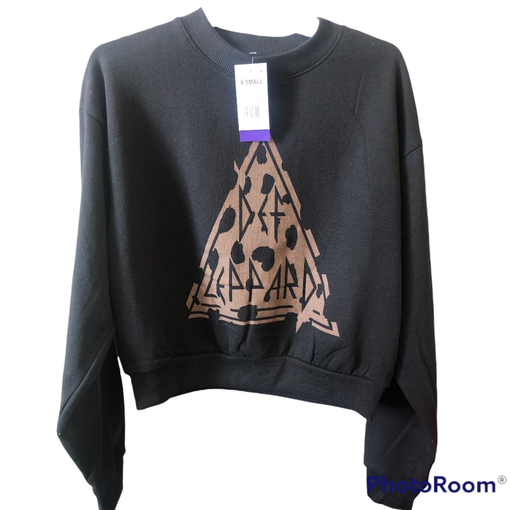 NWT Def Leopard Rock Band Sweatshirt Leopard Animal Print-Size Extra Small (XS)